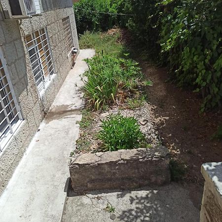 Apartment Devivi Adris Split Exterior photo